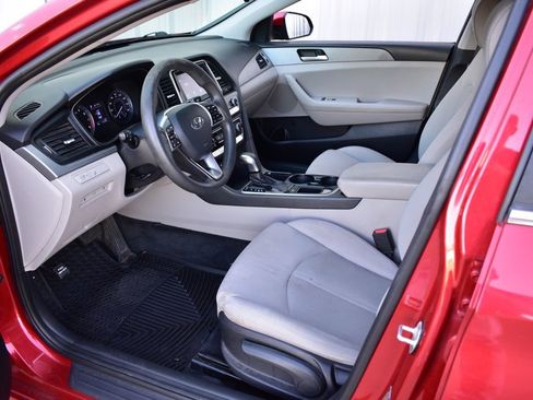 Used 2018 Hyundai Sonata SE FWD image 14