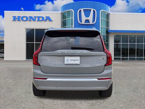 Used 2025 Volvo XC90 B6 Plus AWD/4WD image 4