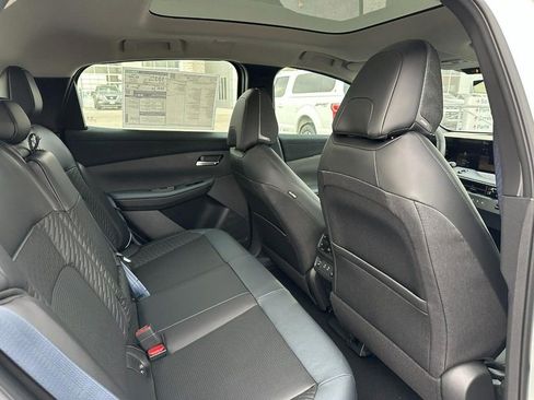 New 2026 Nissan Leaf Platinum+ w/ Cargo Package (Platinum+) image 4