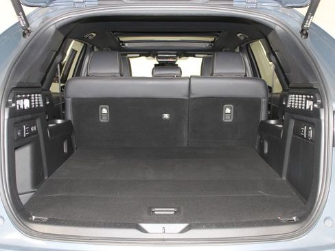 Used 2025 MAZDA CX-70 Plug-In Hybrid w/ Premium Plus AWD/4WD image 9
