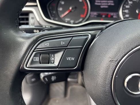 Used 2022 Audi A4 2.0T Premium w/ Convenience Package image 12