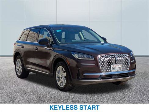 Used 2023 Lincoln Corsair FWD image 4