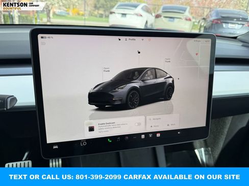 Used 2023 Tesla Model Y Performance image 22