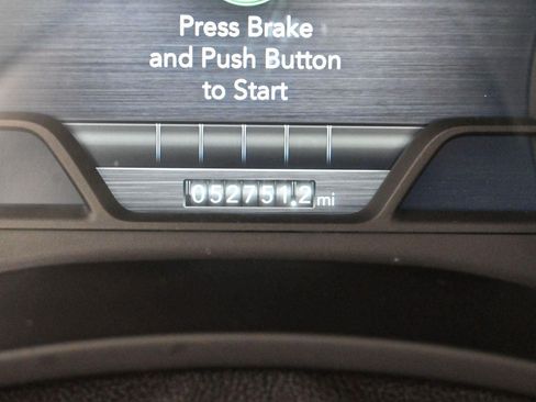 Used 2024 RAM 2500 Laramie AWD/4WD image 18