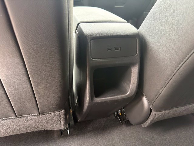 Used 2025 Chevrolet Trax LT FWD image 16