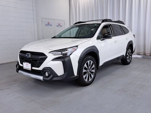 Used 2024 Subaru Outback Limited AWD/4WD image 2