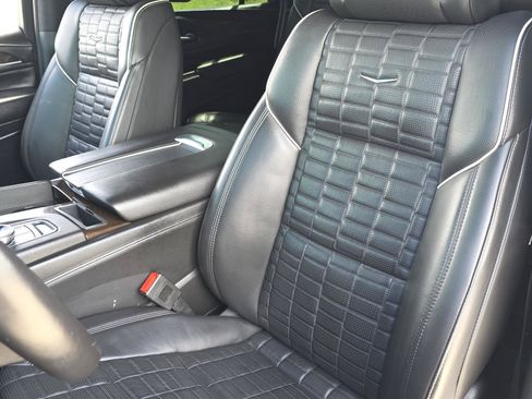Certified 2024 Cadillac Escalade ESV Sport Platinum RWD image 20