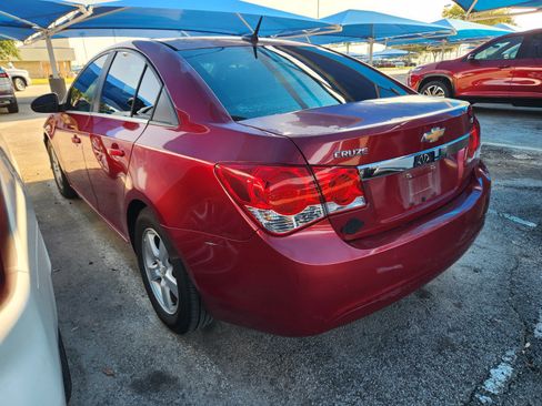 Used 2014 Chevrolet Cruze LT FWD image 3