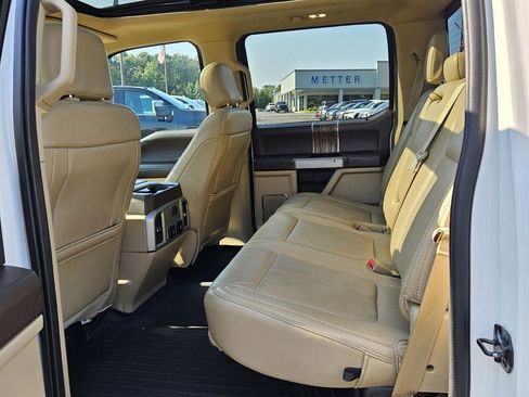 Used 2020 Ford F150 Lariat image 6