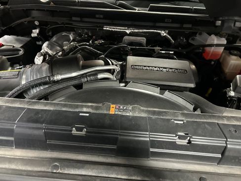 Used 2024 GMC Sierra 2500 Denali w/ Denali Reserve Package image 27