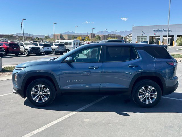 Certified 2026 Chevrolet Equinox LT w/ Convenience Package II AWD/4WD image 2