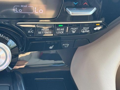 Certified 2026 Acura MDX SH-AWD w/ Technology Package image 29