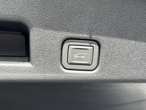 New 2026 Chevrolet Traverse Z71 w/ LPO, Floor Liner Package image 20