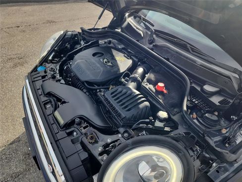 Used 2015 MINI Cooper S image 15