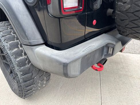 Used 2018 Jeep Wrangler Unlimited Sport AWD/4WD image 19