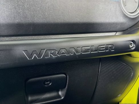 Used 2023 Jeep Wrangler Unlimited Rubicon 4xe w/ Cold Weather Group AWD/4WD image 24
