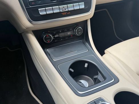 Used 2019 Mercedes-Benz CLA 250 4MATIC image 18