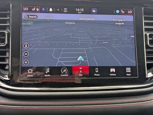 Used 2025 Dodge Durango GT AWD/4WD image 13