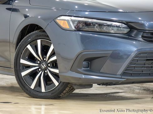 Used 2024 Honda Civic EX image 3
