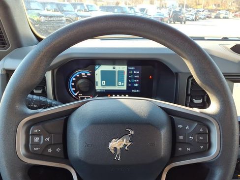Used 2022 Ford Bronco 2-Door image 14