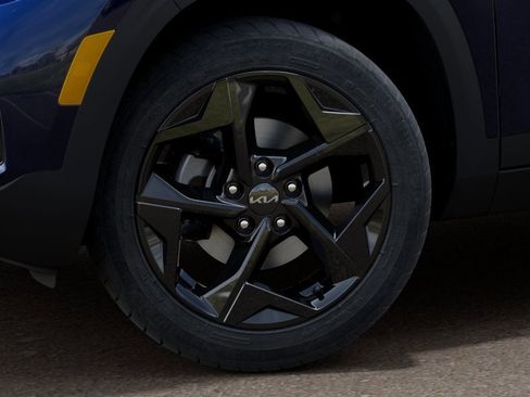 New 2026 Kia Seltos EX FWD image 9