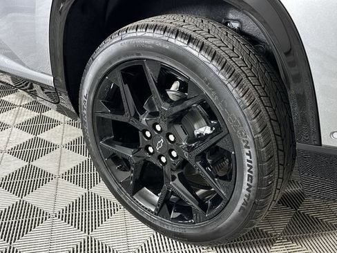 New 2026 Chevrolet Traverse RS w/ LPO, Floor Liner Package AWD/4WD image 34
