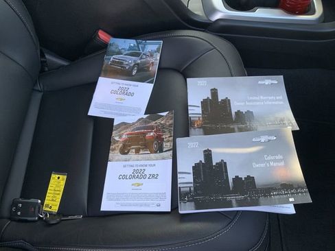 Used 2022 Chevrolet Colorado ZR2 w/ ZR2 Midnight Special Edition image 16