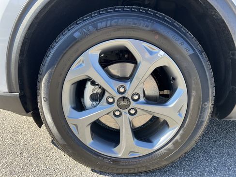 Used 2025 Ford Escape ST-Line Select image 22