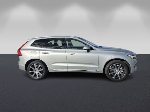 Used 2021 Volvo XC60 T6 Inscription w/ Protection Package Premier image 3