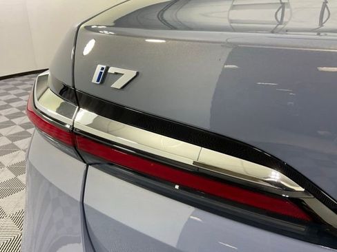 Certified 2024 BMW i7 xDrive60 AWD/4WD image 6