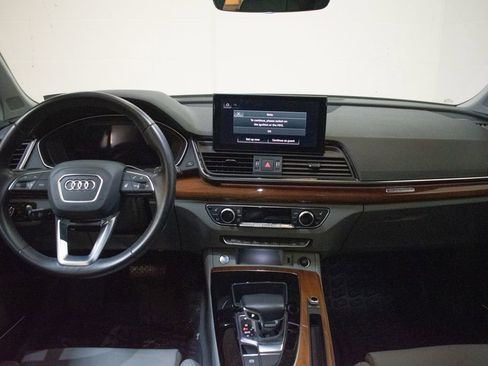 Used 2022 Audi Q5 2.0T Prestige AWD/4WD image 11