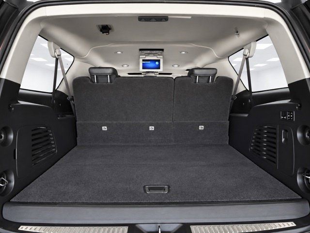Used 2016 Cadillac Escalade ESV Luxury AWD/4WD image 15