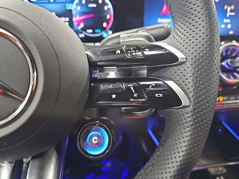 Certified 2025 Mercedes-Benz GLA 35 AMG 4MATIC image 20