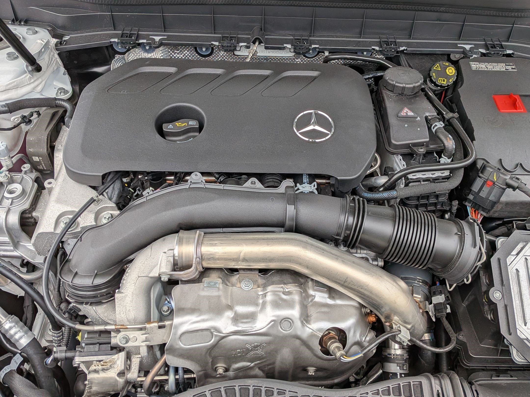 Used 2026 Mercedes-Benz GLB 250 image 35