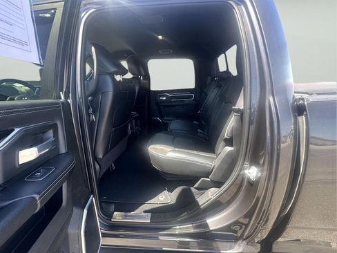 Used 2022 RAM 2500 Laramie w/ Night Edition AWD/4WD image 32