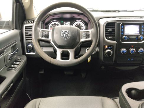 Used 2021 RAM 1500 Classic SLT RWD image 22