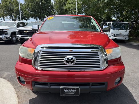 Used 2013 Toyota Tundra Limited w/ Memory Pkg AWD/4WD image 3