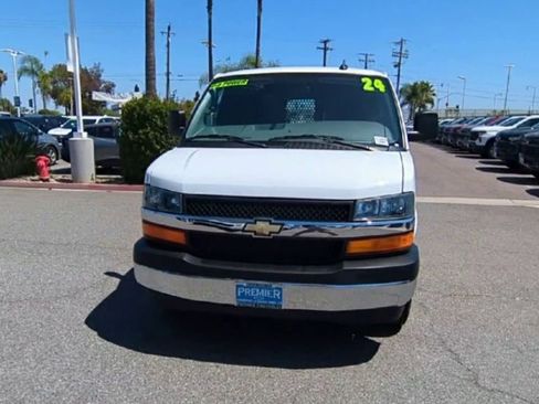 Used 2024 Chevrolet Express 2500 w/ Driver Convenience Package RWD image 3