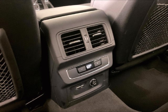 Used 2024 Audi Q5 2.0T Premium Plus AWD/4WD image 9