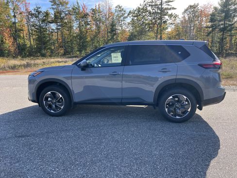 New 2026 Nissan Rogue SV image 2