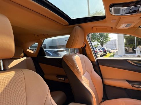 Used 2022 Lexus NX 350h AWD image 10