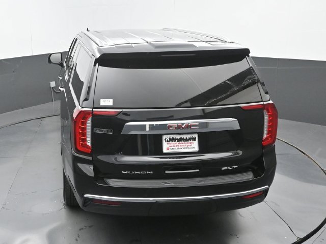 Used 2023 GMC Yukon XL SLT w/ SLT Premium Package RWD image 30