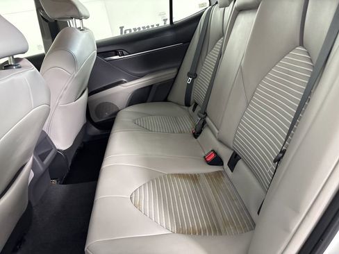 Used 2024 Toyota Camry SE image 21