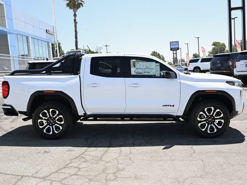 New 2026 GMC Canyon AT4 w/ Nightfall Edition AWD/4WD image 4