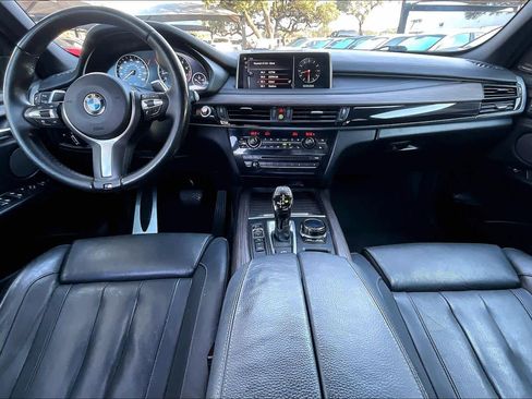 Used 2017 BMW X5 xDrive50i image 16