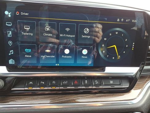 Used 2024 Chevrolet Silverado 1500 LT Trail Boss w/ Convenience Package II image 18