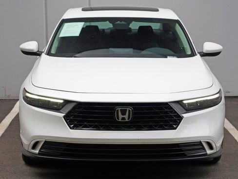 Used 2023 Honda Accord EX image 41