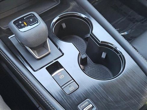 Used 2023 Nissan Rogue SL image 18