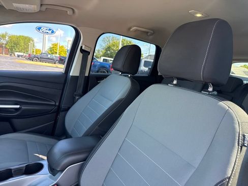 Used 2016 Ford Escape SE AWD/4WD image 20