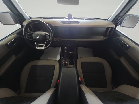 Used 2021 Ford Bronco Wildtrak AWD/4WD image 28